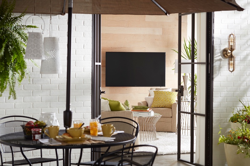 27 Modern TV Mount Ideas for the Living Room and Beyond [PHOTOS]